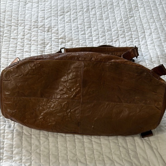 BCBC Elegant Women’s Brown Leather Bag - Picture 12 of 14